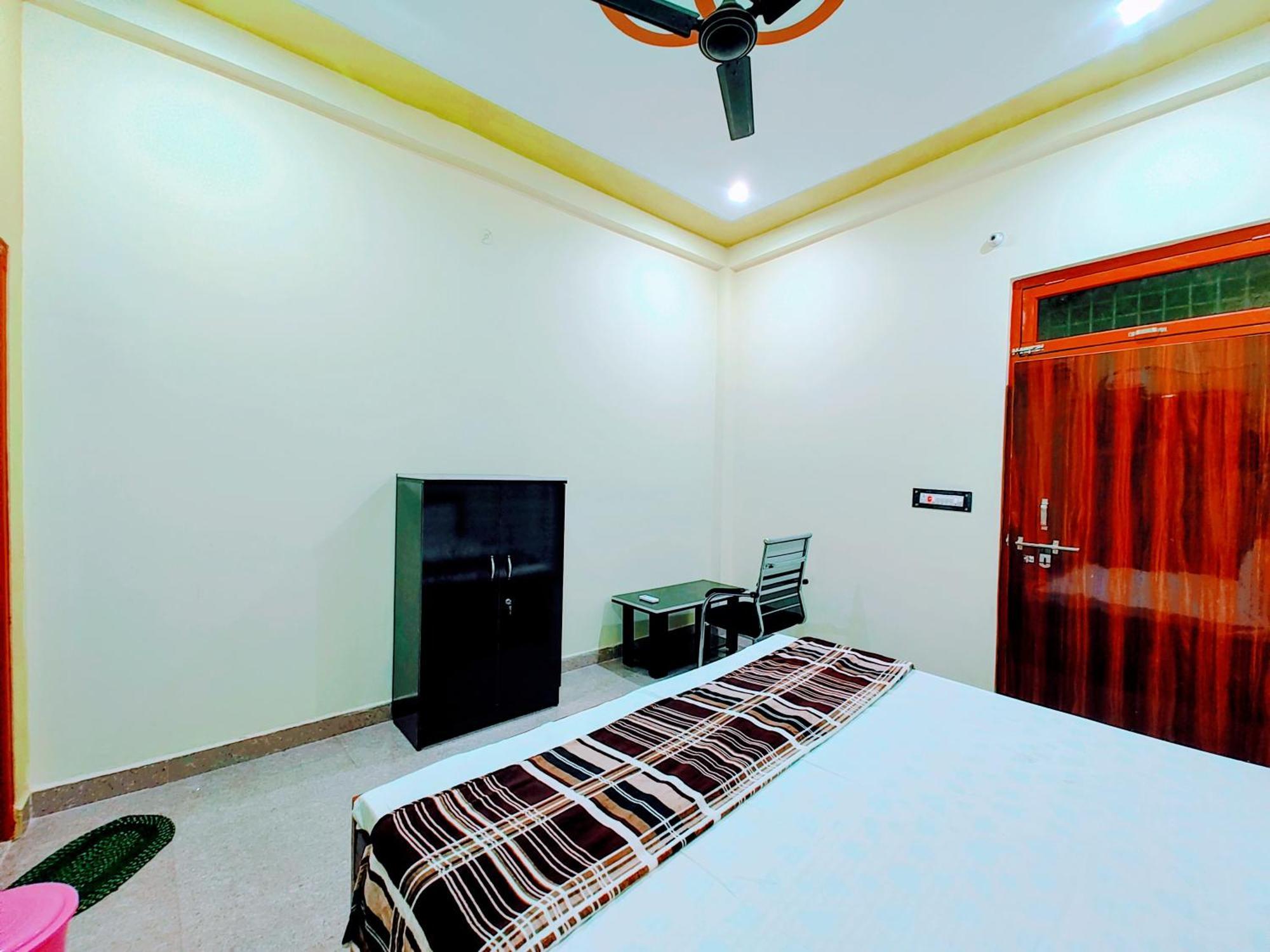 Hotel Raghukul Ayodhya 外观 照片